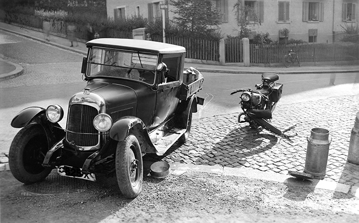 8000 Unbekannt 1938 Unfall Foto E 001a.jpg